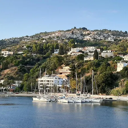 Melia 2 Seafront Appartement Loutraki (Skopelos)