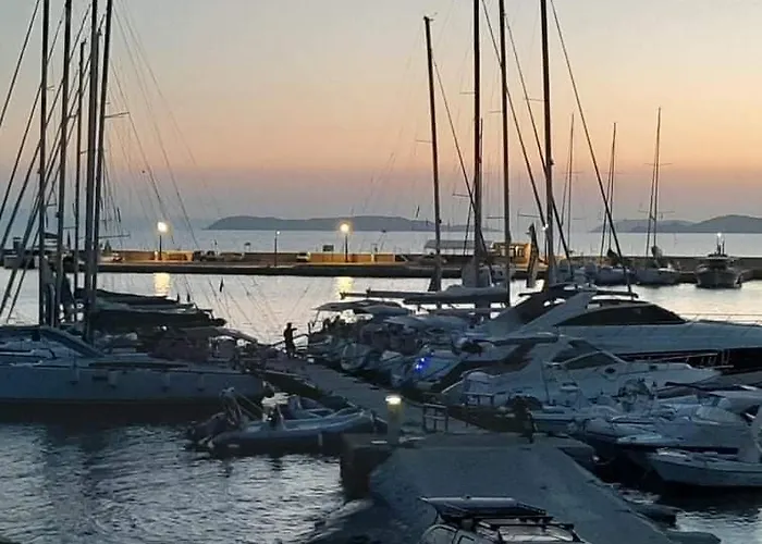 Melia 2 Seafront 公寓 *